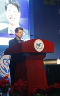 北京國(guó)丹醫(yī)院白癜風(fēng)教授王家懷訪談