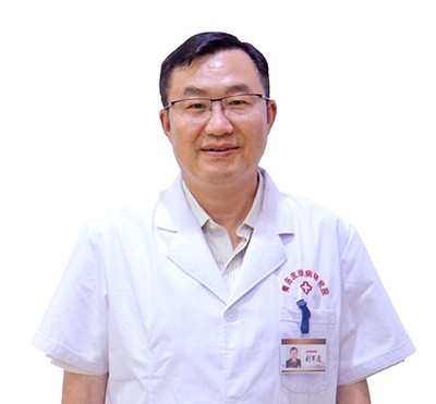 青島皮膚病研究院特邀北京301醫院皮膚科劉軍連教授來院會診